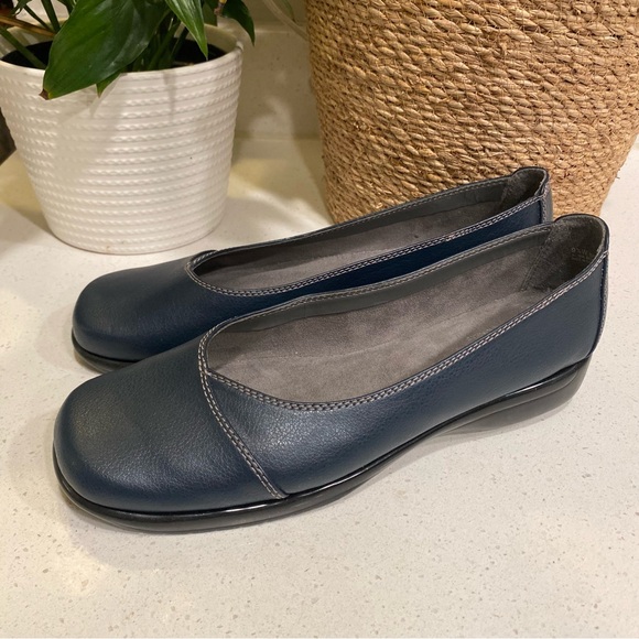 A2 By Aerisoles Brickyard Navy Leather Flats Loafers Women’s 9W - Picture 1 of 7
